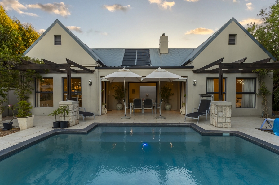 2 Bedroom Property for Sale in De Wijnlanden Residential Estate Western Cape